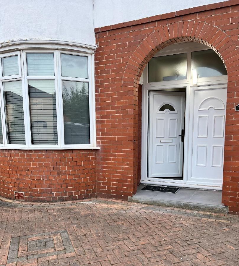 Kim Family Holiday Get-Away 4 Bedrooms 2 Baths Blackpool Buitenkant foto