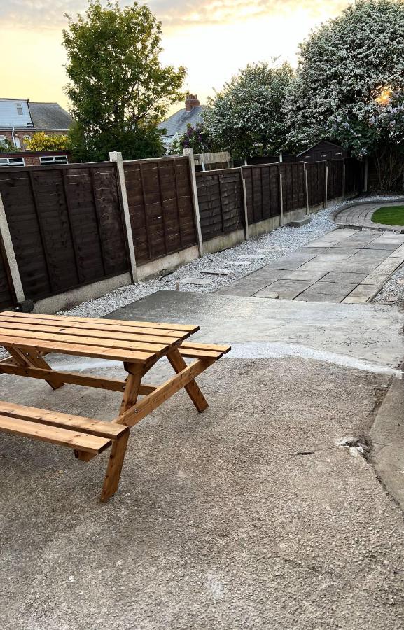 Kim Family Holiday Get-Away 4 Bedrooms 2 Baths Blackpool Buitenkant foto