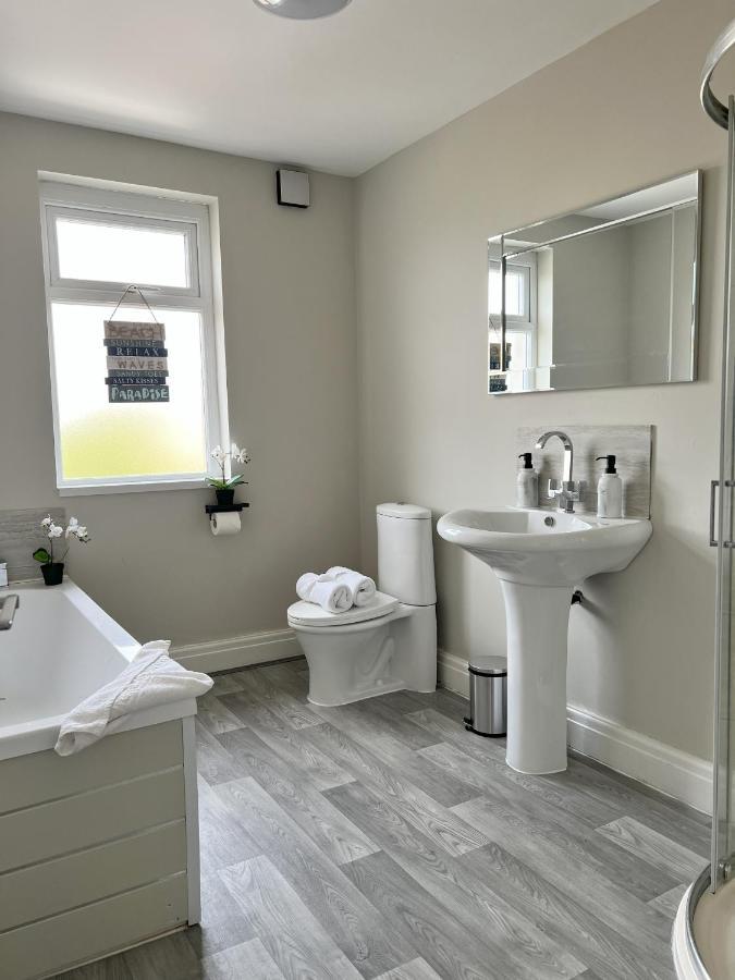 Kim Family Holiday Get-Away 4 Bedrooms 2 Baths Blackpool Buitenkant foto